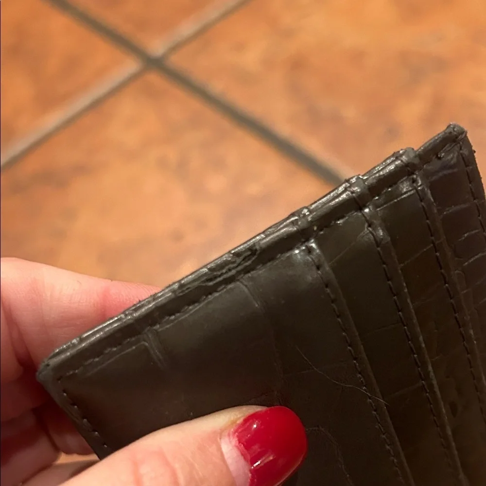 Guess Embossed Leather Card Holder - Brown